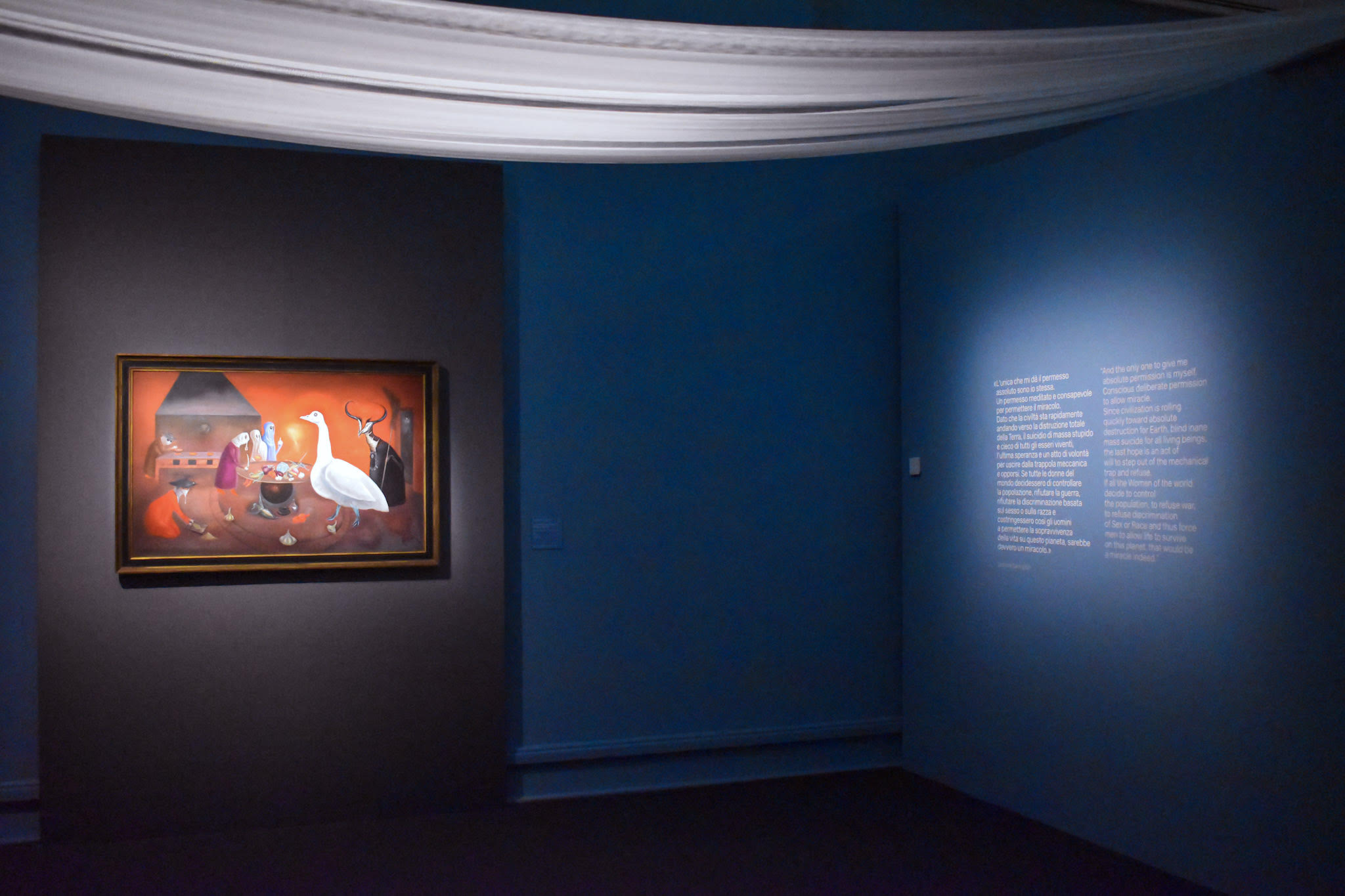 Veduta della mostra di Leonora Carrington a Milano, Palazzo Reale