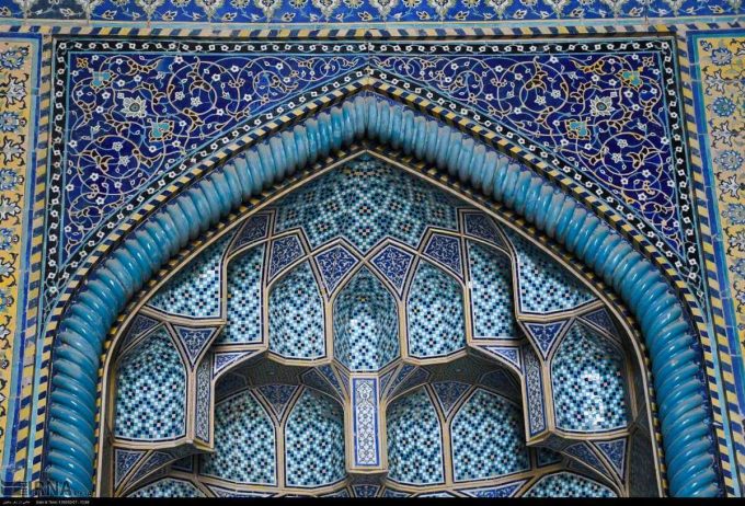 Mosaico Islamico: l'architettura persiana e i rivestimenti in ceramica