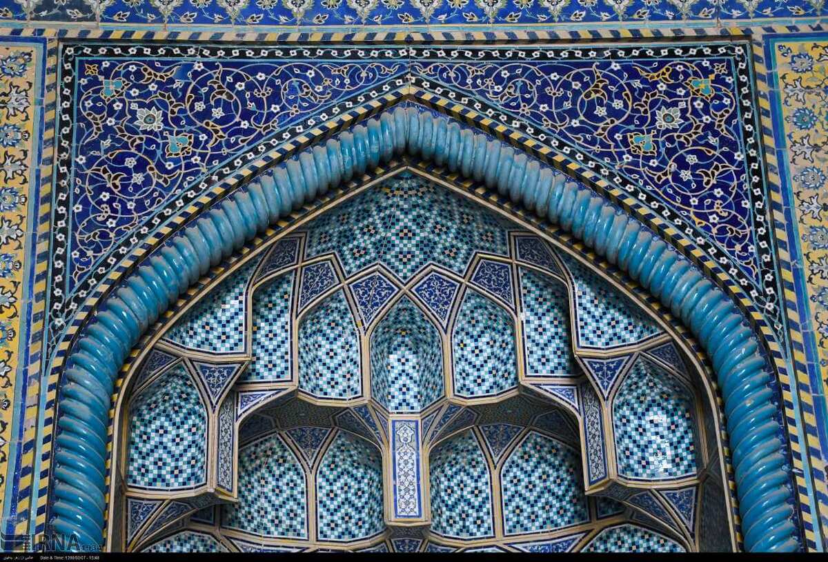 Mosaico Islamico: l'architettura persiana e i rivestimenti in ceramica